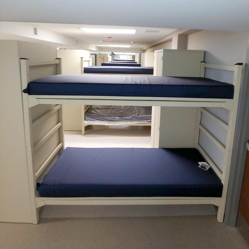 MIL200SQ-ADJ Bed-FtJ 1